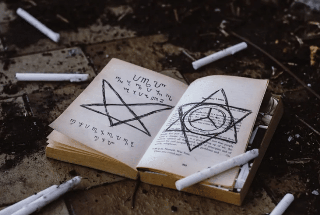Créer ton sigils.
